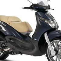 Scooter Piaggio Beverly 400