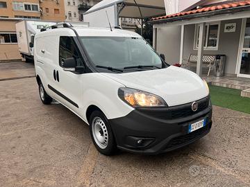 Fiat doblo passo lungo 3 posti