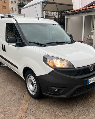 Fiat doblo passo lungo 3 posti