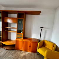 Parete soggiorno in ciliegio