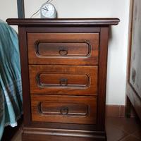 Comodini in arte povera