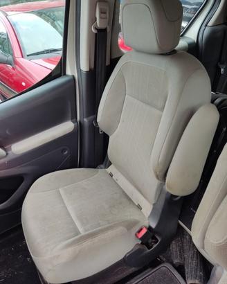 Sedile anteriore dx PEUGEOT PARTNER del 2008