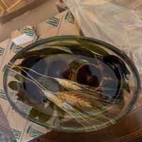 Riccardo Marzi svuota tasche da collezione.