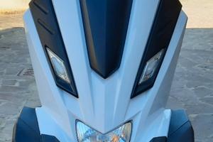 Scooter elettrico quadriciclo 