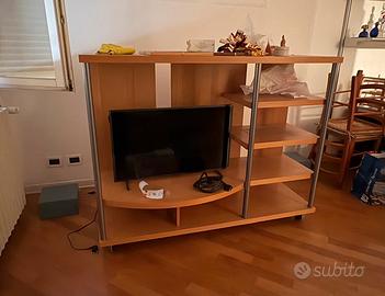 Monile tv con mensole Ikea