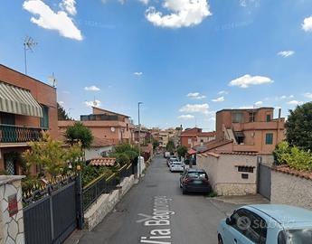 Tomba di nerone monolocale luminoso