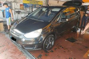 Ford s max