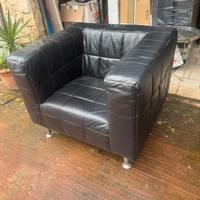 Due Poltrone in pelle nera stile kubus