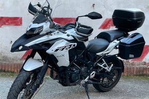 Benelli TRK 502x