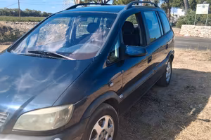  macchina Opel 