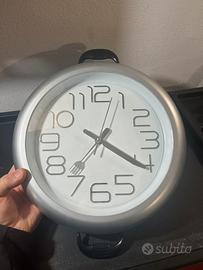 Orologio parete (forma pentola e posate)