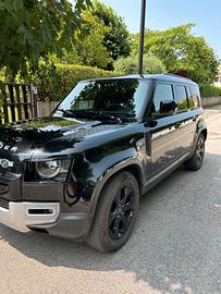 Land Rover Defender 110 3.0d i6 mhev HSE awd 250cv
