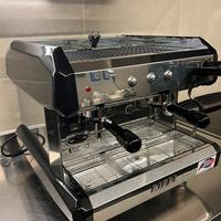 Macchina Caffè 2 gruppi con Capsule