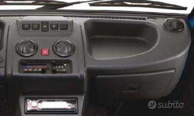 Piaggio Quargo console tunnel alette