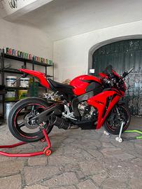 Honda CBR1000RR - 2010