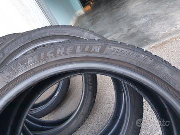 Michelin Pilot Alpin 5 225/35R19