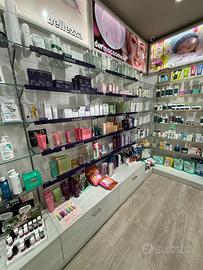 Arredamento farmacia/ parafarmacia