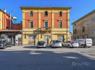 PALAZZINA A GALLIERA
