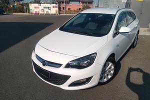 Opel Astra 1.6 CDTI EcoFLEX S&S Sports Tourer Cosm