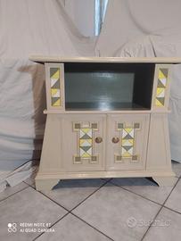 Mobile  dipinto a mano Avorio