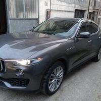 Maserati levante 3000 diesel 245 cv