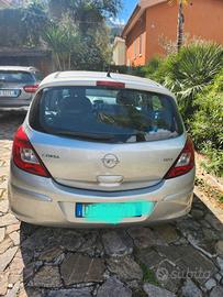 opel corsa anno dicembre 2006
