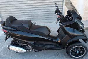 Piaggio MP3 300 SOLI 3000KM