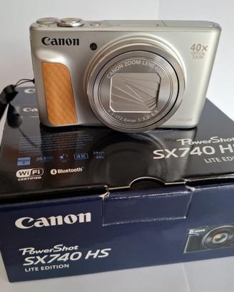 Canon Powershot SX740HD praticamente nuova