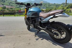 MOTO MORINI SEIEMMEZZO SCR