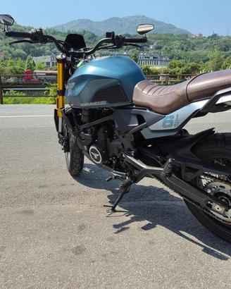 MOTO MORINI SEIEMMEZZO SCR