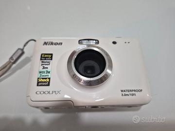 Nikon coolpix S30