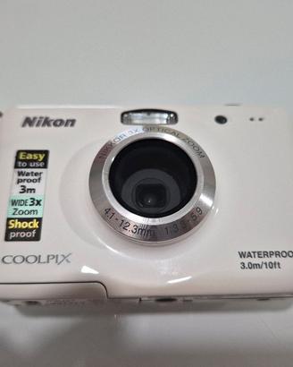 Nikon coolpix S30
