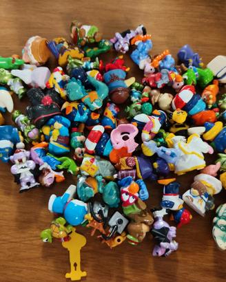 Lot.  Sorpresine Kinder '90+Carte Slugterra+Gadget