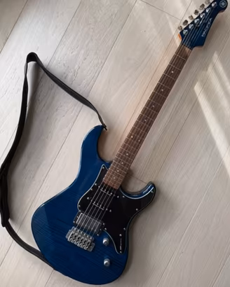Chitarra Yamaha Pacifica 612