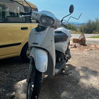 Aprilia Scarabeo 50