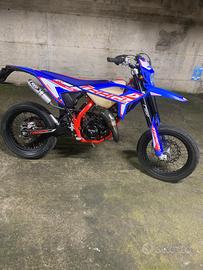 EvoK Iron Pipe Shorty Elaborata