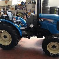 Trattore LS MT 50cv tipo newholland boomer