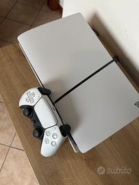 PS5 SLIM-NUOVA
