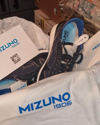 Mizuno Scarpa Blu Eatmin perforata taglia 41
