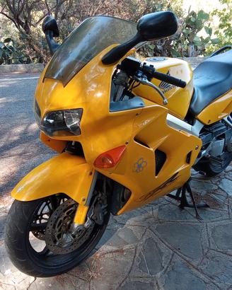 Honda VFR e Hyosung 650