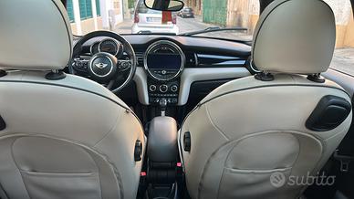 Auto mini cooper s jcw