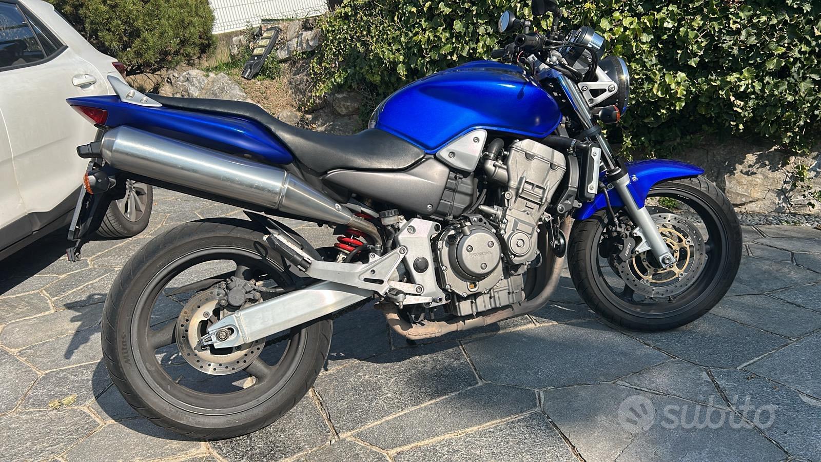 Honda Hornet 900 Moto e Scooter In vendita a Como