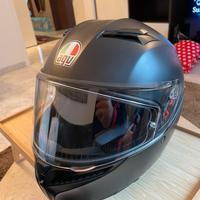 Casco AGV k3 usato un paio di volte