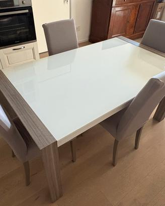 Tavolo vetro allungabile con 4 sedie