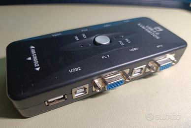 Switch KVM 4 porte USB 2.0 connettori USB/VGA