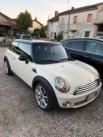 MINI COOPER D