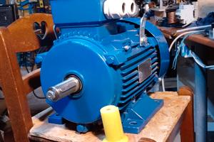 MOTORE TRIFASE 4kw 4poli 1400 rpm