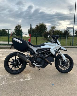 Hyperstrada 821 super accessoriata 
