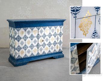 Credenza