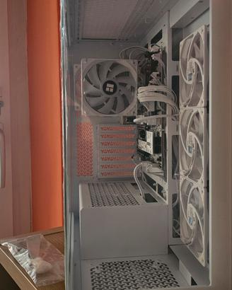 COMPUTER GAMING RYZEN 5 9600X  NUOVO 